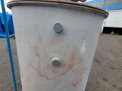 Fiber Glass Tank w/ Fittings
