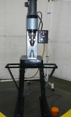 Used _UNKNOWN_ _UNKNOWN_ Rivet Spinners / Orbital New Jersey US | National Machinery Exchange #1500268