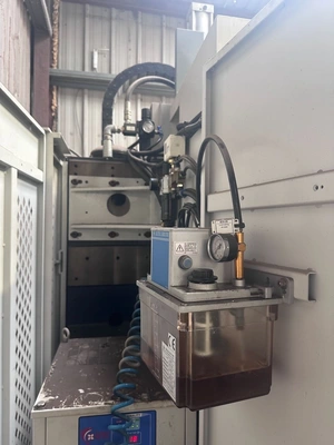 Used 2015 DUGARD 1000E Vertical Machining Centers GB | Charter Auctions #1469911