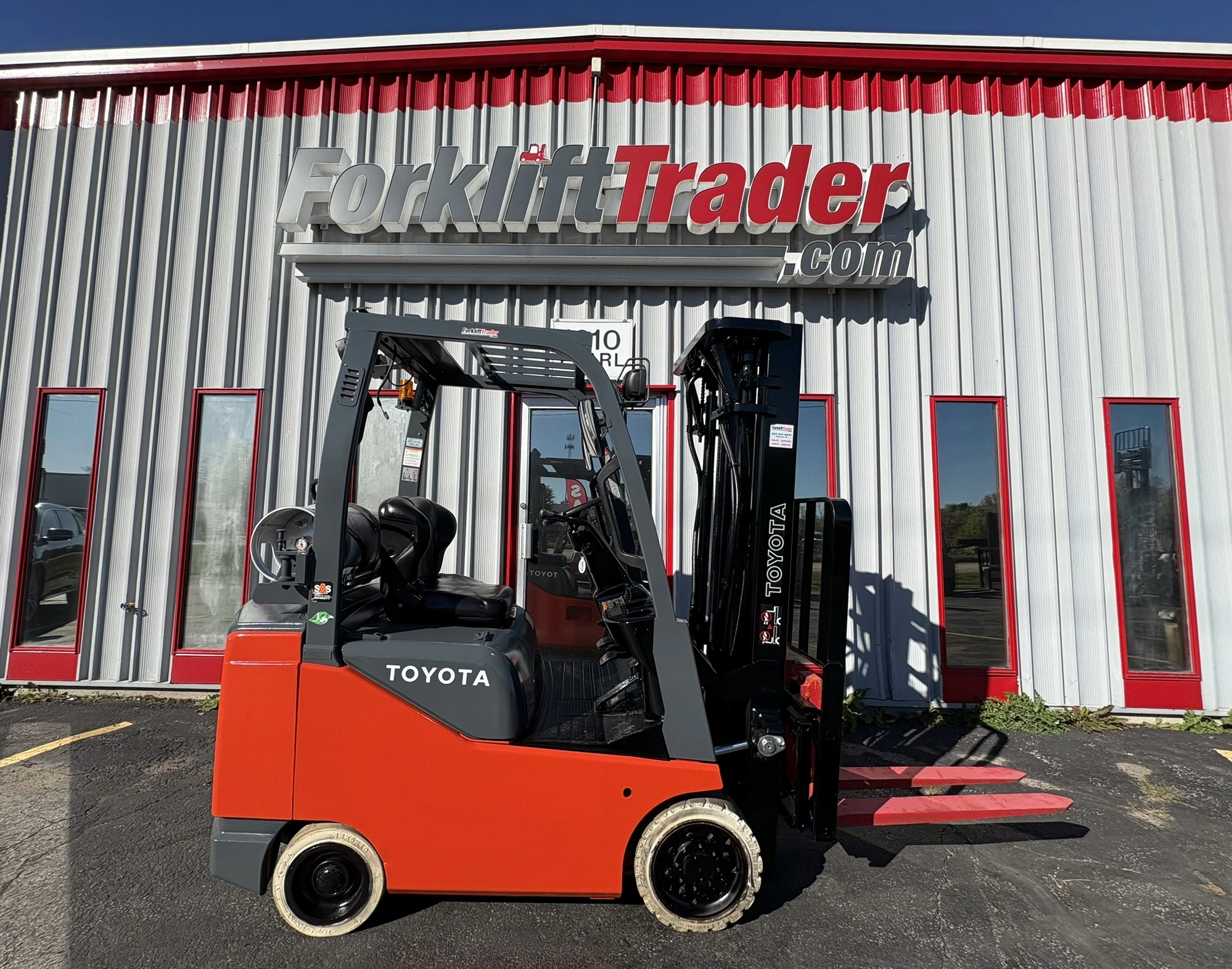 USED 2018 TOYOTA 8FGCSU20