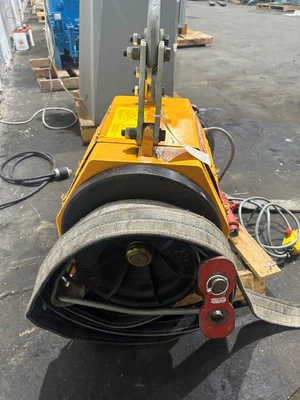 VETTER ROTOMAX R3000/0.6 6,600LBS. LOAD TURNI