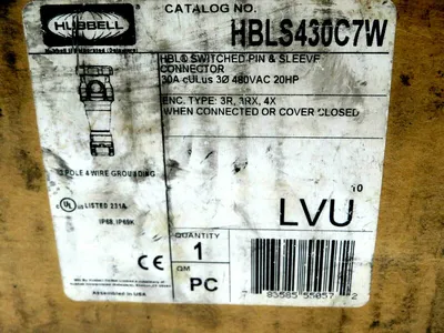 NEW HUBBELL HBLS430C7W PIN AND SLEEVE CONNECTOR
