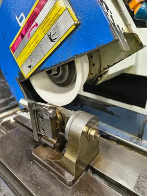 SUPERTEC STP-618M Surface Grinder | ESS Industrial Equipment Sales (9)