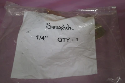 NEW SWAGELOK CLAMP