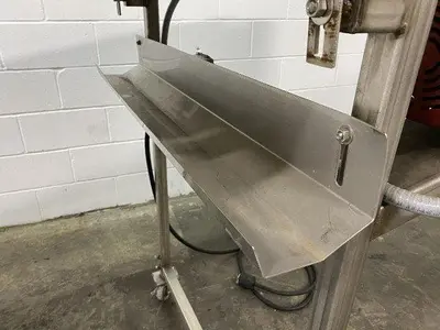 11' L Crescent-Top Incline Conveyor