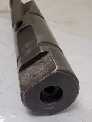 USED KENNAMETAL NR 270-0228