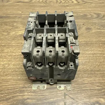 USED SYLVANIA T13U032