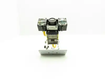 Cognex DM475X-M DataMan Fixed Mount Barcode Reader W/119-10101R High Power Light