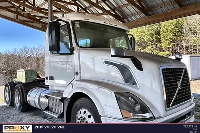 Used 2015 VOLVO VNL Conventional trucks North Carolina US | Proxy Equipment #1385412
