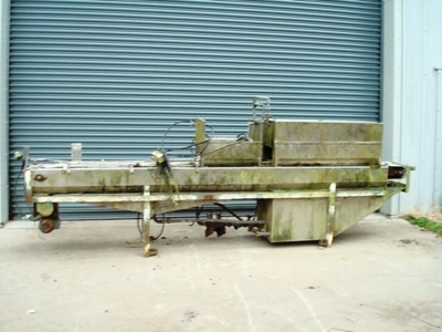 Continuous Bottle Washer S/S 300 Mm Wide