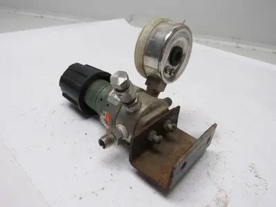 Concoa  4225301-01-580 Adjustable Pressure Regulator 0-1000PSI