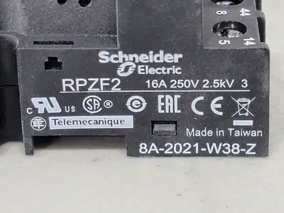 NEW SCHNEIDER ELECTRIC RPZF2
