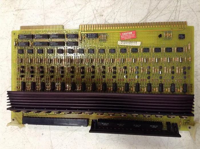 USED CMC / CINCINNATI MILACRON 3-531-4590A
