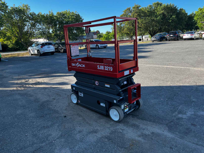 USED 2019 Skyjack SJ3219