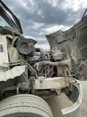 USED 2011 MACK PINNACLE CXU612