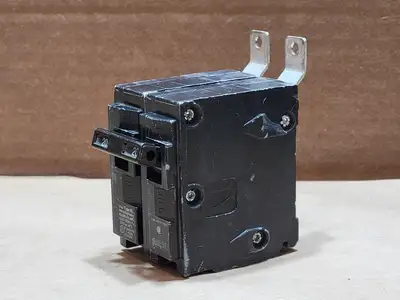 Used SIEMENS B220 Switchgears British Columbia CA | Lenmark #835457