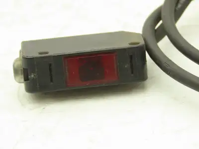 Keyence PZ-M51 Photoelectric Sensor Receiver 12-24vDC Lot of 6