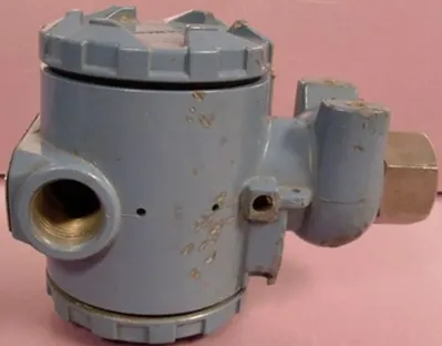 Used ROSEMOUNT 2088 G2A22A1B4 Pressure Transmitters Texas US | Bamko Surplus Process Equipment #930966