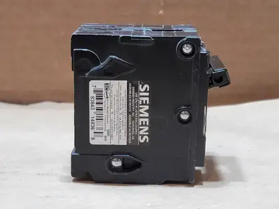 Used SIEMENS Q220 Switchgears British Columbia CA | Lenmark #835715