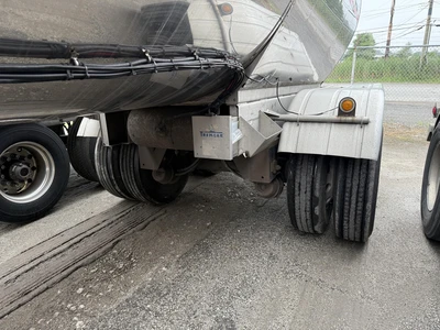Used 2000 TREMCAR _UNKNOWN_ Tanker Trailers Indiana US | Lakeshore Equipment Sales #1546596