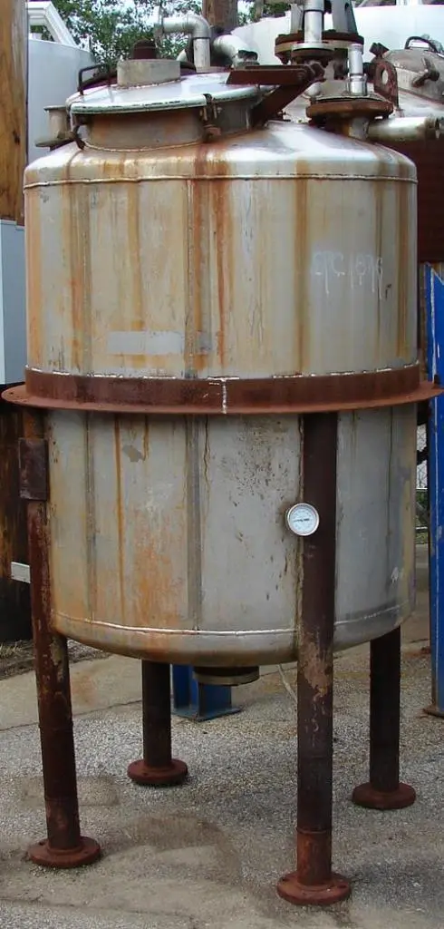 SPC1836  Tank 320 gallon vertical tank, Stainless Steel, dish