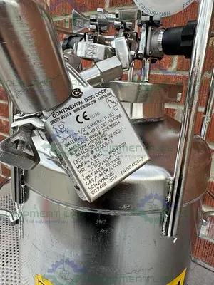 USED DCI 35 LITER STAINLESS STEEL PROCESS / PRESSURE VESSEL 40 PSI
