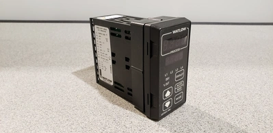 USED Watlow 989B-22FF-BDGR