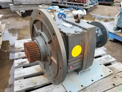USED SEW-EURODRIVE 550MM-RF107AM284/286