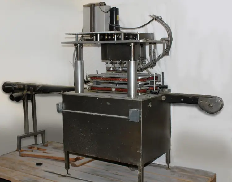 Used RON UNGER ENGINEERING _UNKNOWN_ Cappers Quill - Tighteners - Retorquers Kentucky US | Special Projects International #167019