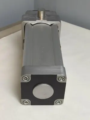 New | in-Stock PARKER AZ100-A150200/000AAAAA0S0A0112 Pneumatic Cylinders | Surplus Asset Holdings #1206372