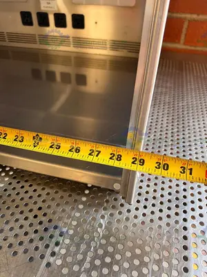 Used VWR 10783-132 PCR WORKSTATION NA VERSION 120V W/ UV LIGHT Fume Hoods California US | Equipment Lab #1482177