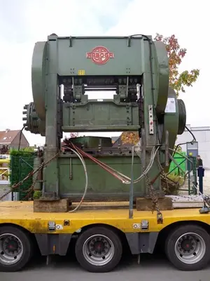 USED ARBOGA 250 TON