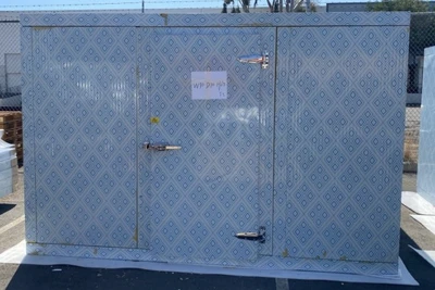 171-0069 10’ x 10’ Walk In Cooler Box with Floor