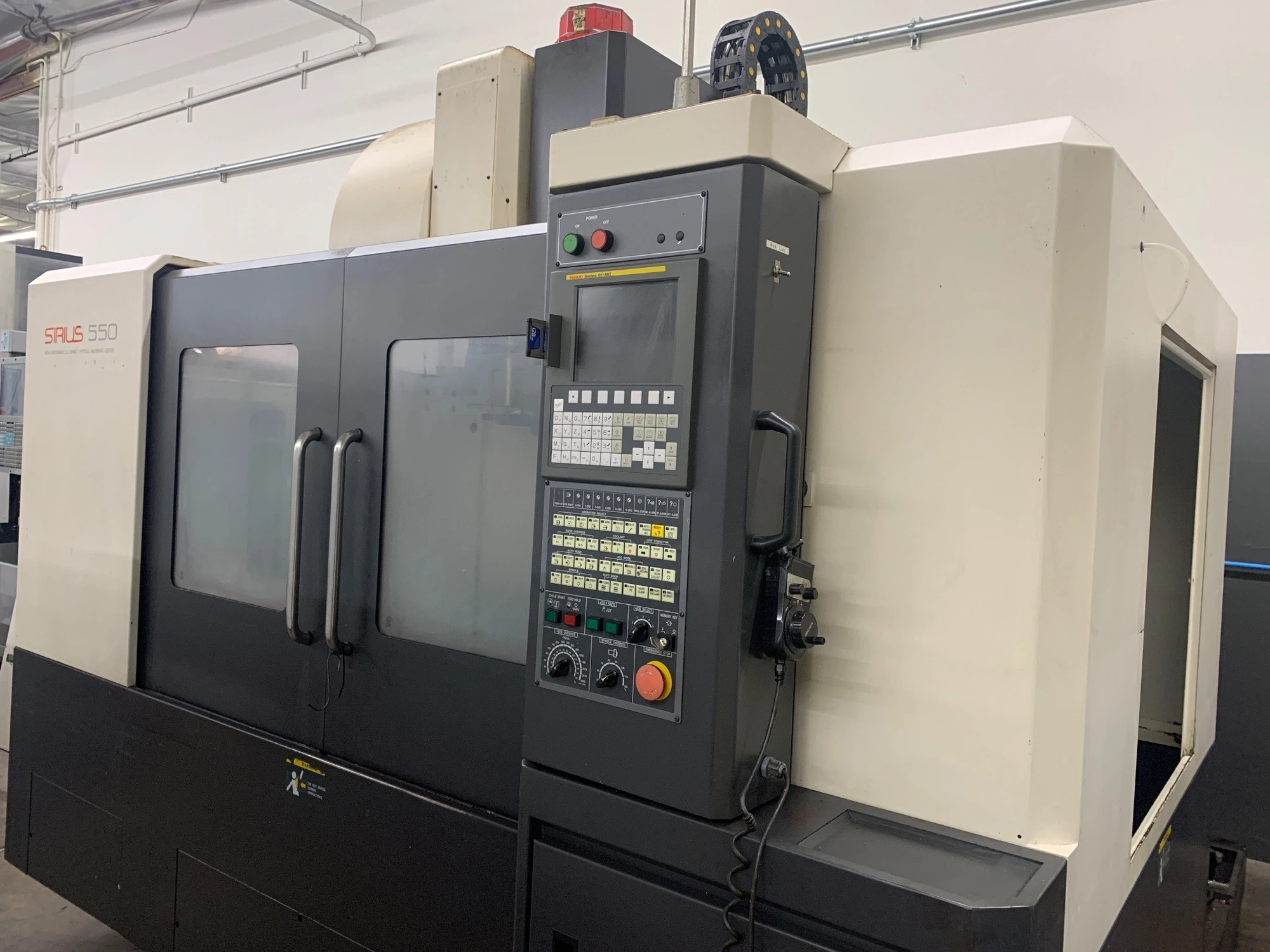Used 2007 HWACHEON SIRIUS 550 Vertical Machining Centers California US | PM Machines #1368359
