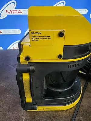 USED KEYENCE SZ-V04X