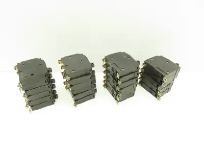 Square D QOB120  20 Amp Circuit Breaker 1-Pole 20A Bolt-On 120/240V  Lot of 23