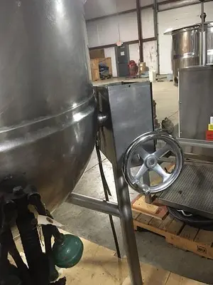 USED 1981 GROEN DL-60