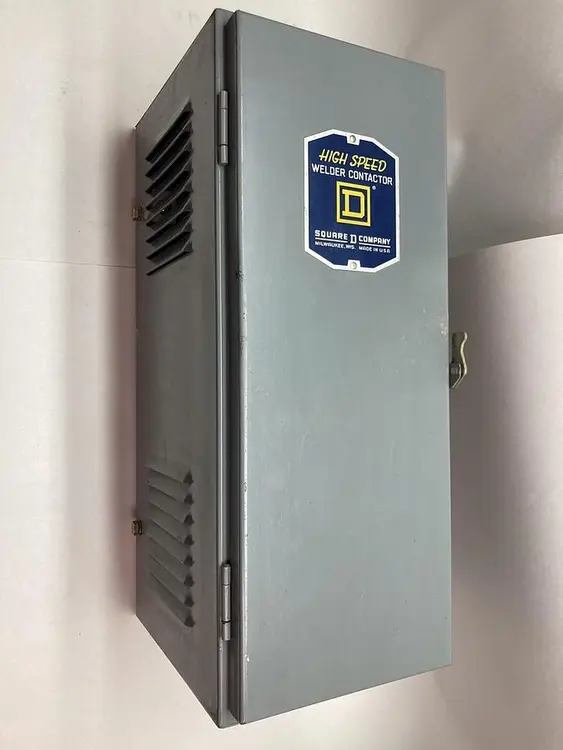 New | in-Stock SQUARE D CLASS 8990 TYPE HBG-1 Industrial Controls | Surplus Asset Holdings #1220551