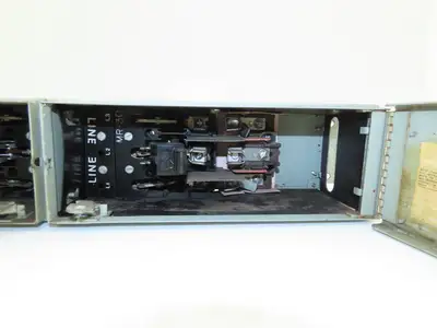 General Electric QMR321|QMR321-L Fusible Interrupter 30A 3Pole