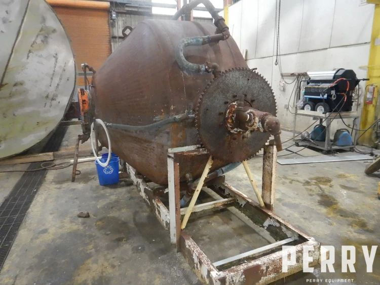 _UNKNOWN_ 70 Cubic Foot Dryer Rotary Vacuum Conical See Also DR670 | Perry Equipment