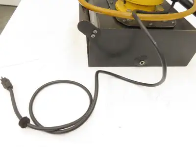 Enerpac ZE3220MB Hydraulic Pump 10000psi 1Hp 115V Oil Flow @ 100psi 450in³/Min