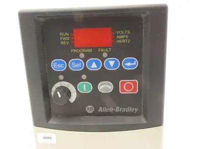 Allen Bradley 22A-A8P0N114 PowerFlex 4 Variable AC Drive VFD 2Hp 240V 1PH Input