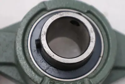 LOT OF 2 - PEER FT205 /UC205-16 2-Bolt Flage Mount Bearing STOCK H1025A