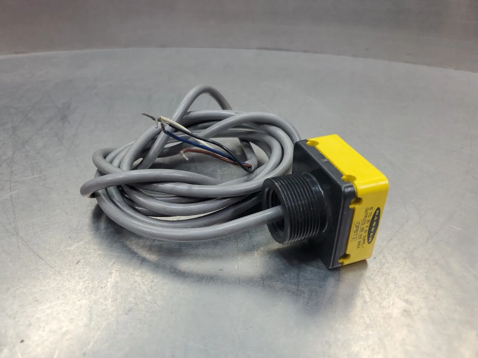 BANNER ENGINEERING OPBT2 POWER BLOCK. 3E-26