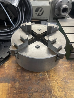 Chuck None CNC Lathes | PM Machines (1)