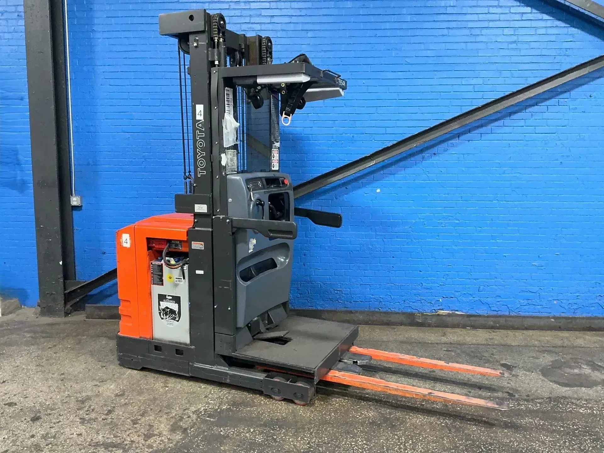 Used TOYOTA 6BPU15 Misc Forklifts Ohio US | HGR 24 #1319771