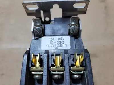 Used CUTLER-HAMMER C25DND330A Misc Electrical & Power Parts British Columbia CA | Lenmark #1743766