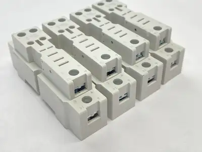 Used Schneider Electric Relay Base 16A 300V LOT OF 4 Relays & Switches Michigan US | Maverick Industrial Sales #1395410