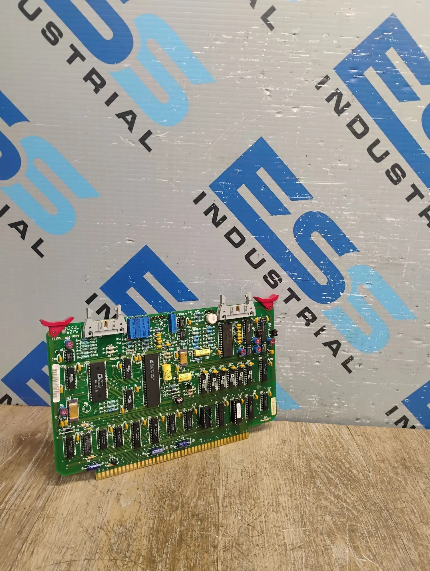USED MIKUL 6075/15155