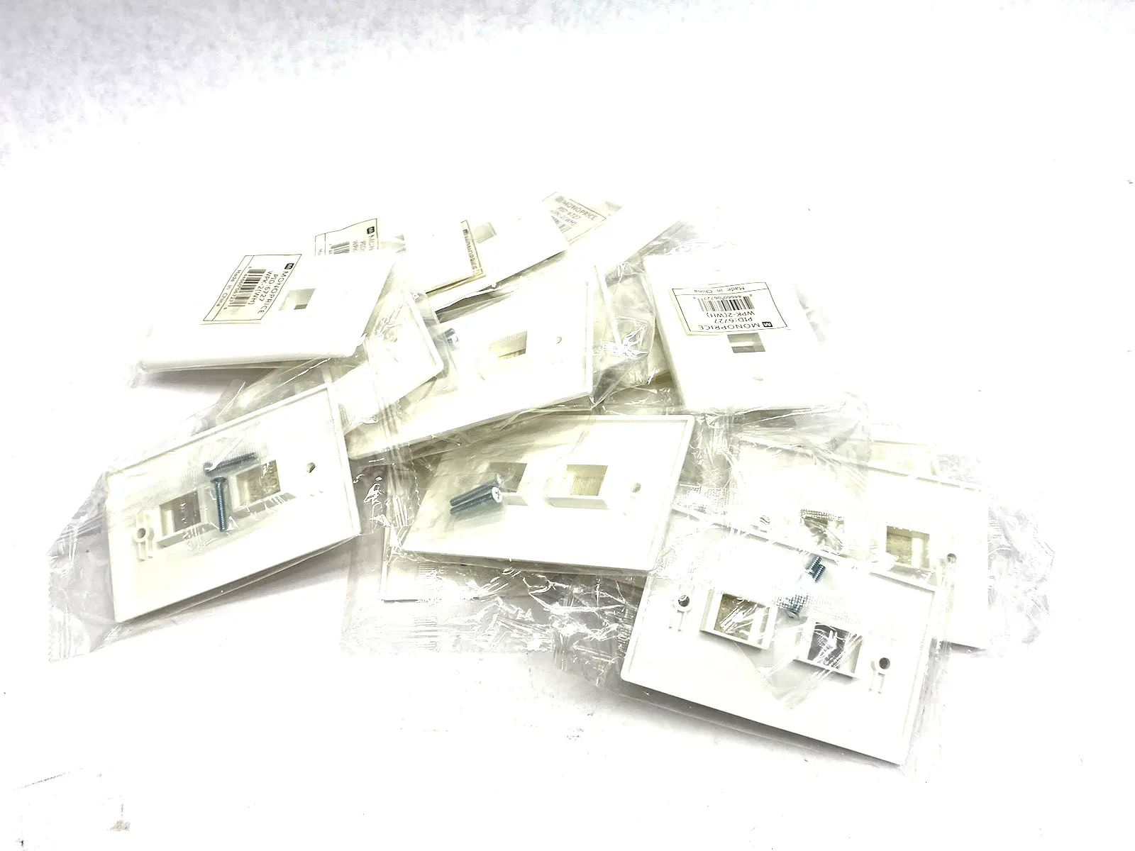 USED MONOPRICE 1-GANG WALL PLATE FOR KEYSTONE, 2-PORT WPK-2
